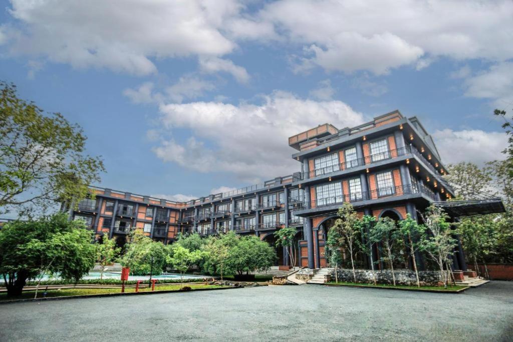 Covanro Sigiriya - Brand New Luxury Hotel Eksteriør billede