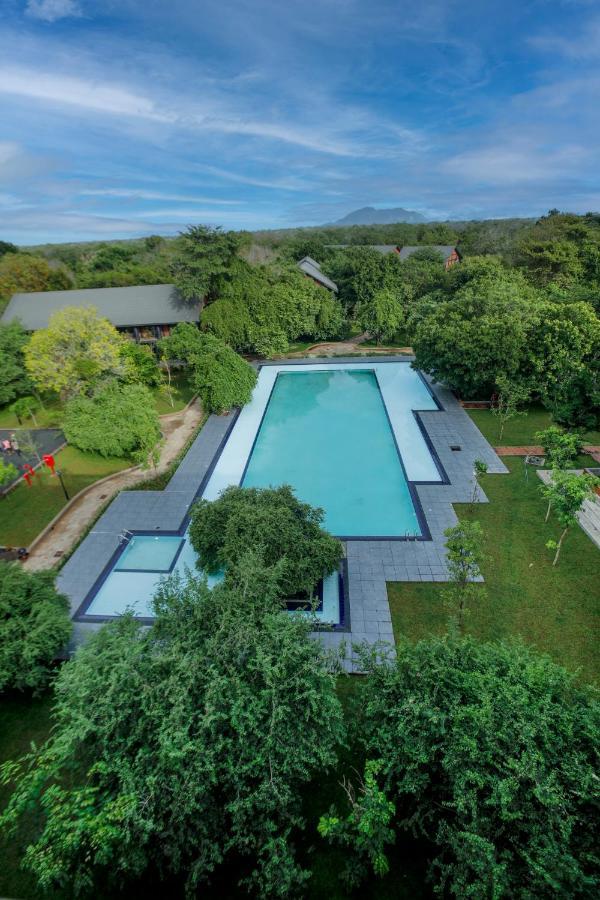 Covanro Sigiriya - Brand New Luxury Hotel Eksteriør billede