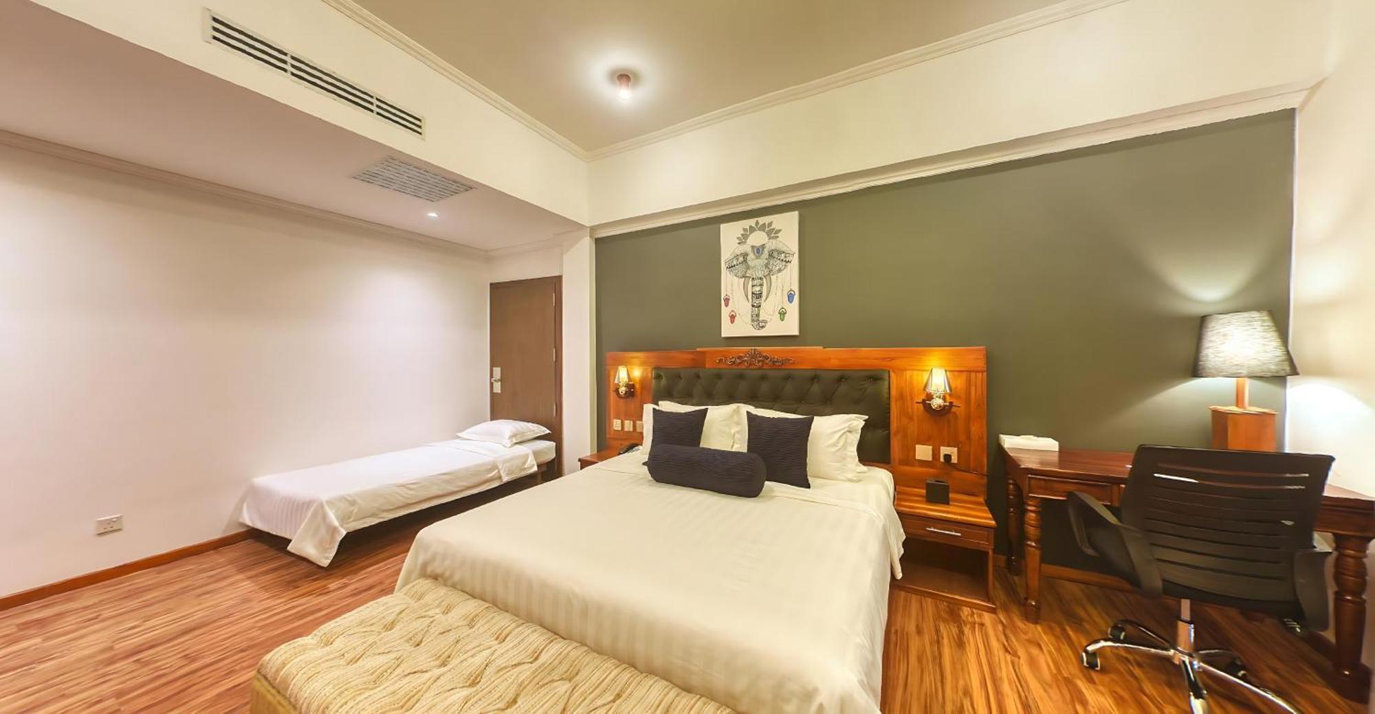 Covanro Sigiriya - Brand New Luxury Hotel Eksteriør billede